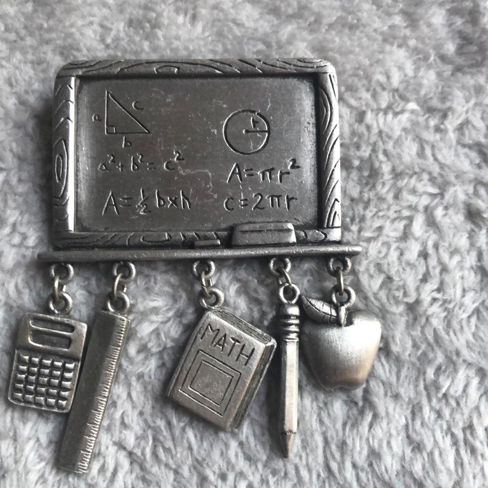 Vintage signd J&J Teacher tools broche